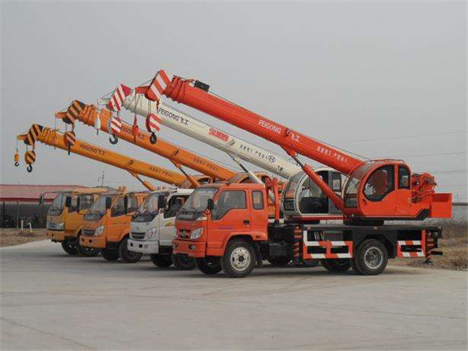 伊宁县设备出现故障导致停工，怎么处理？是否有备用设备替换？